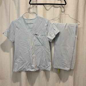 Light Blue Women's Figs Set